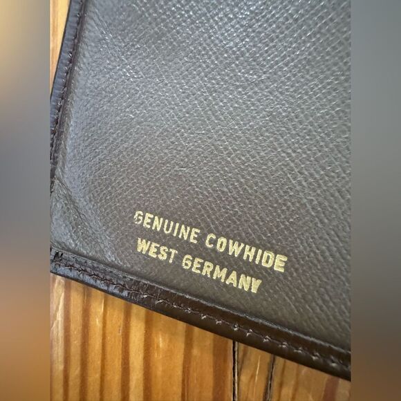 Vintage Leather Wallet - Picture 3 of 5
